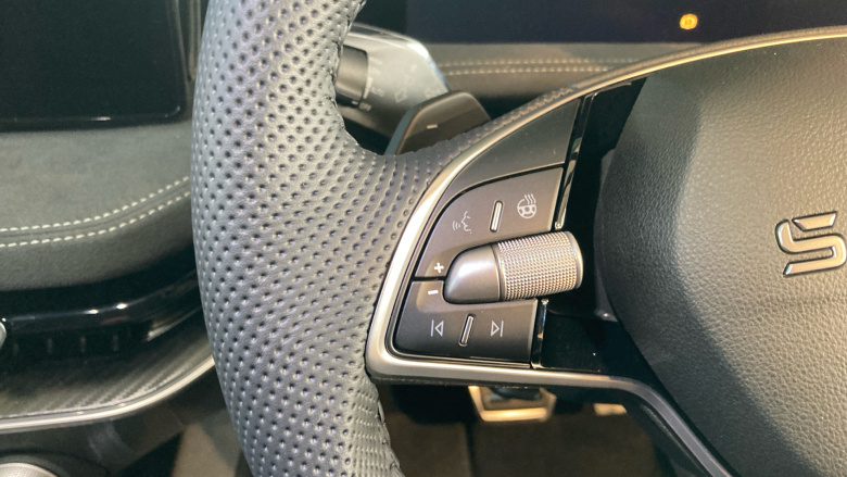 Skoda Superb 1.5 TSI e-TEC Sportline 5dr DSG Petrol Hatchback